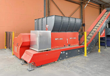 WEIMA WLK 2000 Einwellen-Zerkleinerer shreddert Holz bei Laminex Australien